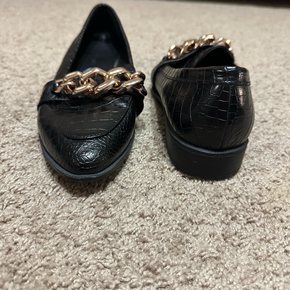 Bellini Black Loafers with Gold Chain Detail - Picture 2 of 3